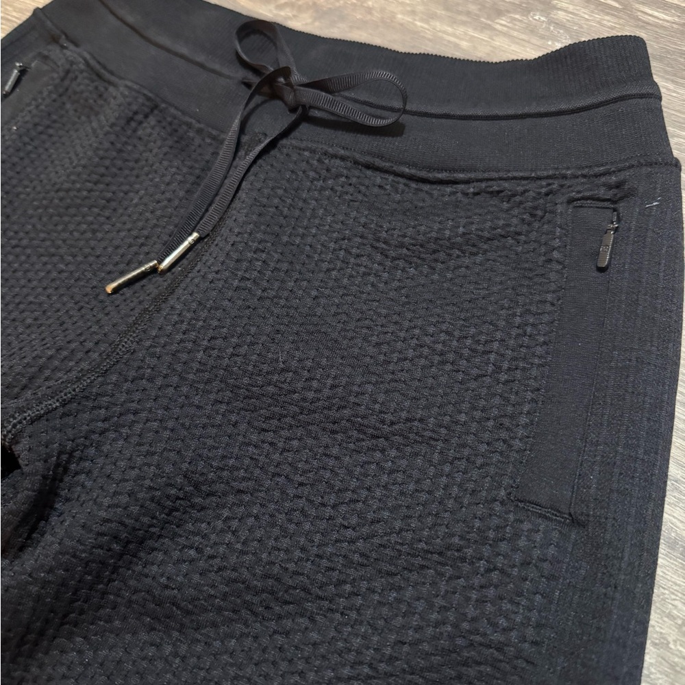 NWOT Lululemon Engineered Warmth Drawstring Perfo… - image 3